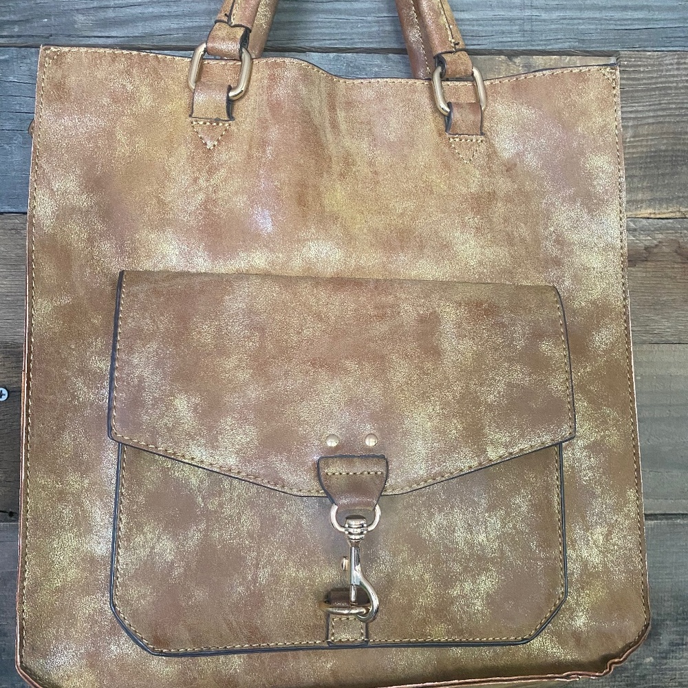 Steve Madden Rose and Gold handbag